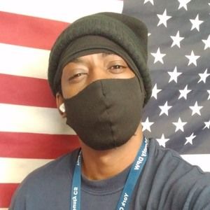 Meet your Posher, Eric